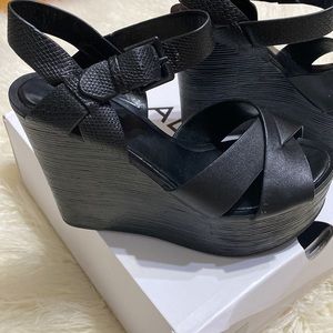 STUNNING ALDO PLATFORMS -  BLACK
